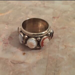 Vintage 18k White Gold Cameo Ring (1950’s)